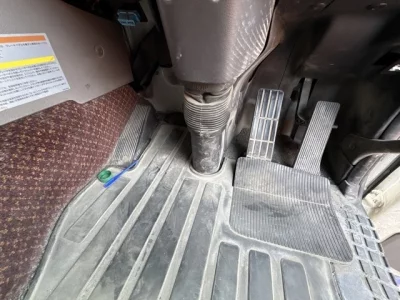 NISSAN UD