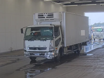 MITSUBISHI FUSO FIGHTER