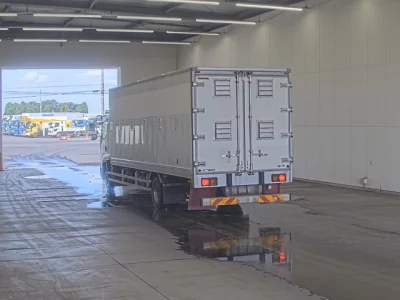 ISUZU FORWARD