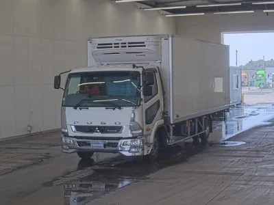 MITSUBISHI FUSO FIGHTER
