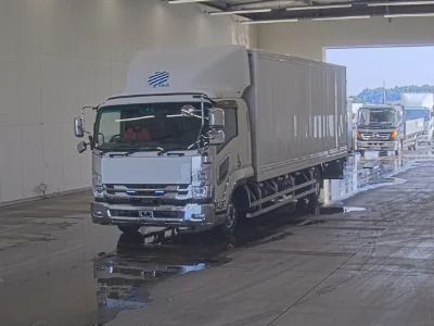 ISUZU FORWARD
