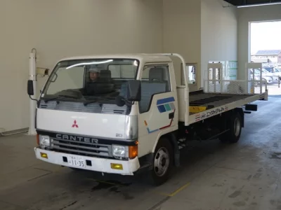 MITSUBISHI CANTER