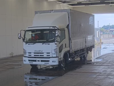 ISUZU FORWARD