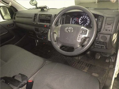 TOYOTA HIACE