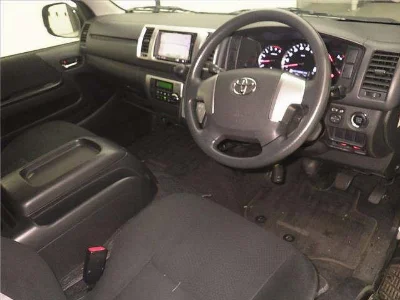 TOYOTA REGIUS ACE