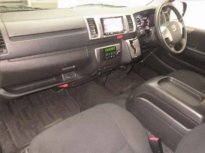 TOYOTA REGIUS ACE