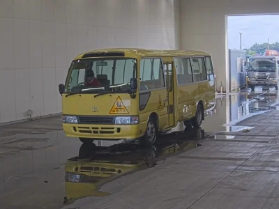 TOYOTA COASTER