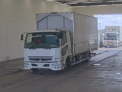 MITSUBISHI FUSO FIGHTER