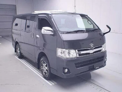 TOYOTA HIACE
