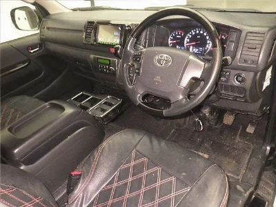 TOYOTA HIACE