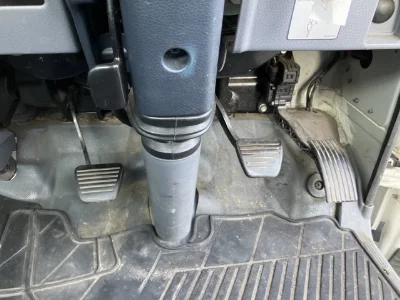 MITSUBISHI CANTER