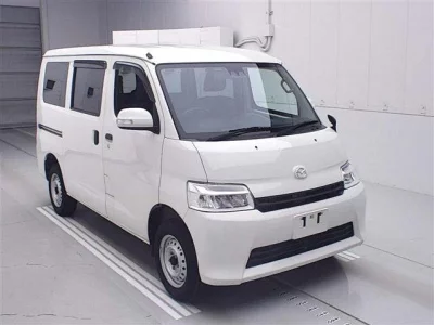 MAZDA BONGO