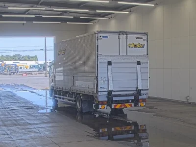 ISUZU FORWARD