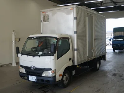 TOYOTA DYNA