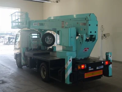 MITSUBISHI CANTER