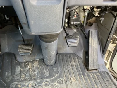 MITSUBISHI CANTER