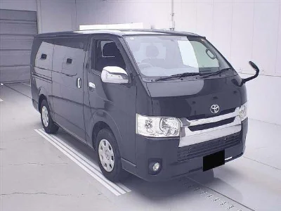 TOYOTA HIACE