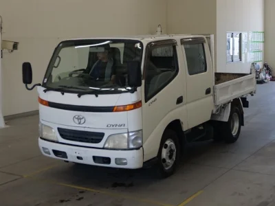 TOYOTA DYNA