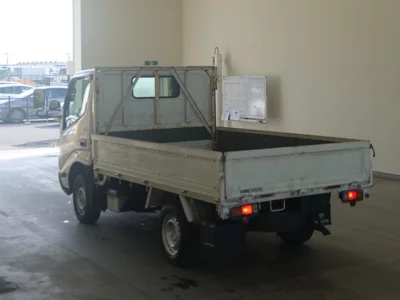 TOYOTA DYNA