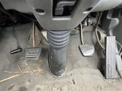 MITSUBISHI CANTER
