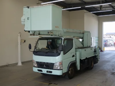 MITSUBISHI CANTER