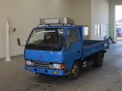 MITSUBISHI CANTER