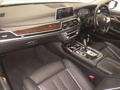 BMW 7 SERIES