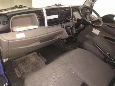 MITSUBISHI CANTER