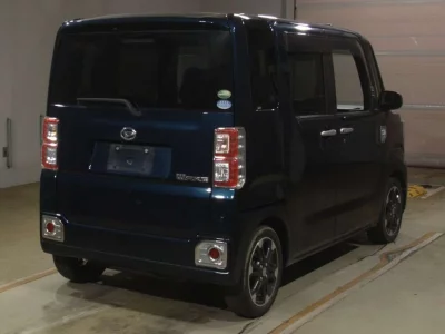 DAIHATSU WAKE