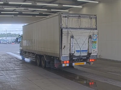 MITSUBISHI FUSO SUPER GREAT