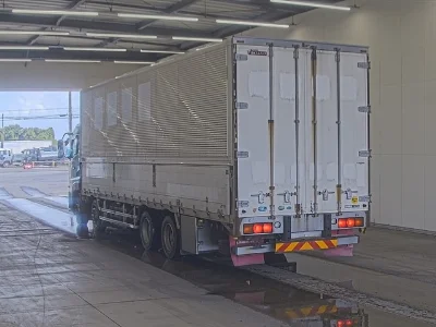 NISSAN DIESEL (UD) QUON