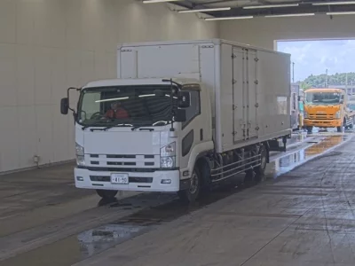 ISUZU FORWARD