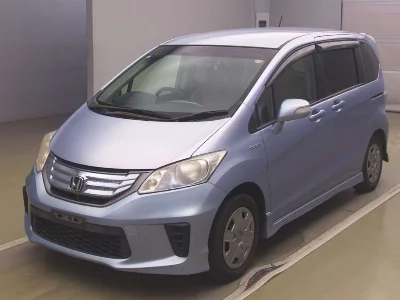 HONDA FREED HYBRID