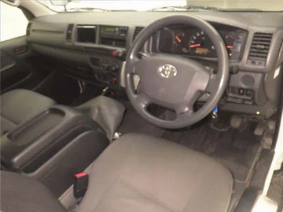TOYOTA HIACE