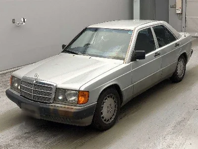 MERCEDES BENZ 190 CLASS