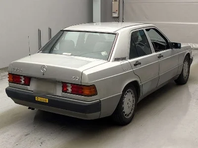 MERCEDES BENZ 190 CLASS