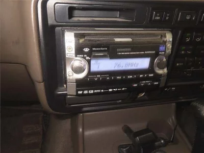 TOYOTA LAND CRUISER 80
