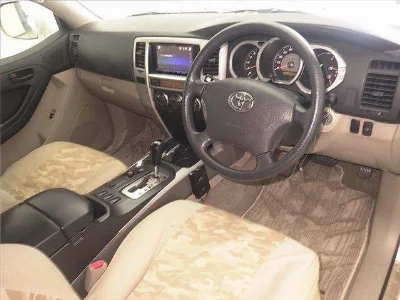 TOYOTA HILUX SURF