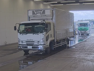 ISUZU FORWARD