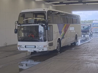MITSUBISHI FUSO AERO QUEEN