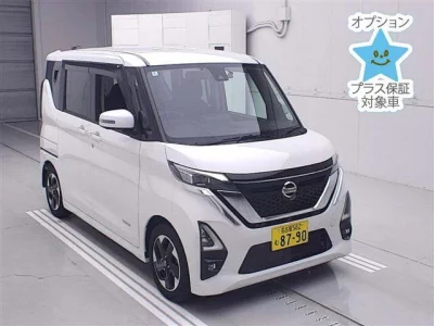 NISSAN ROOX