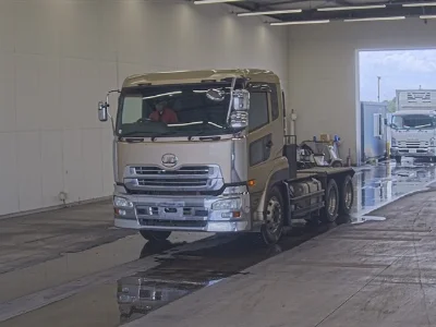 NISSAN DIESEL (UD) QUON