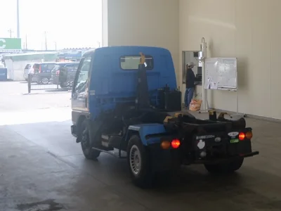 MITSUBISHI CANTER