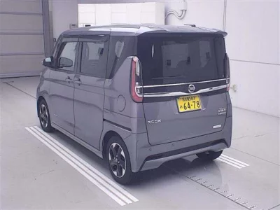 NISSAN ROOX