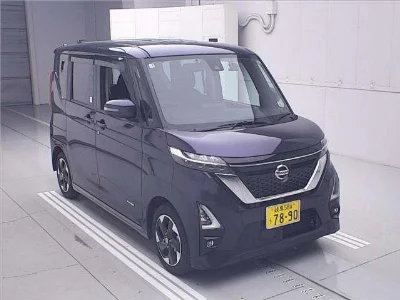 NISSAN ROOX