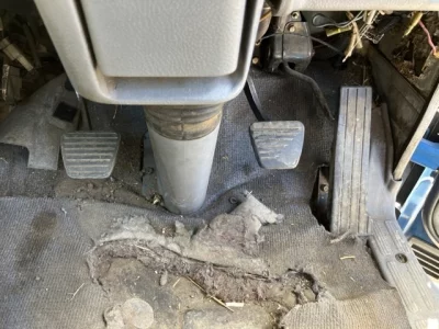 MITSUBISHI CANTER