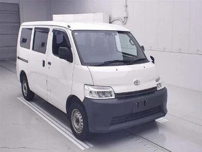 TOYOTA TOWN ACE