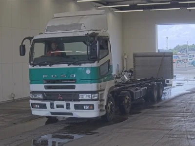 MITSUBISHI FUSO SUPER GREAT