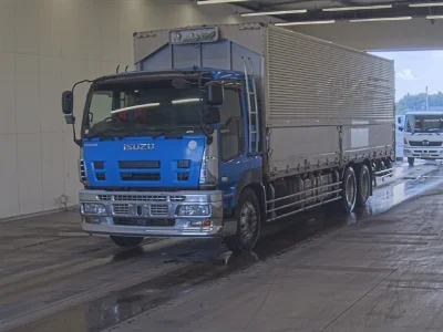 ISUZU GIGA