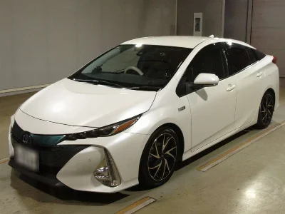 TOYOTA PRIUS PHV
